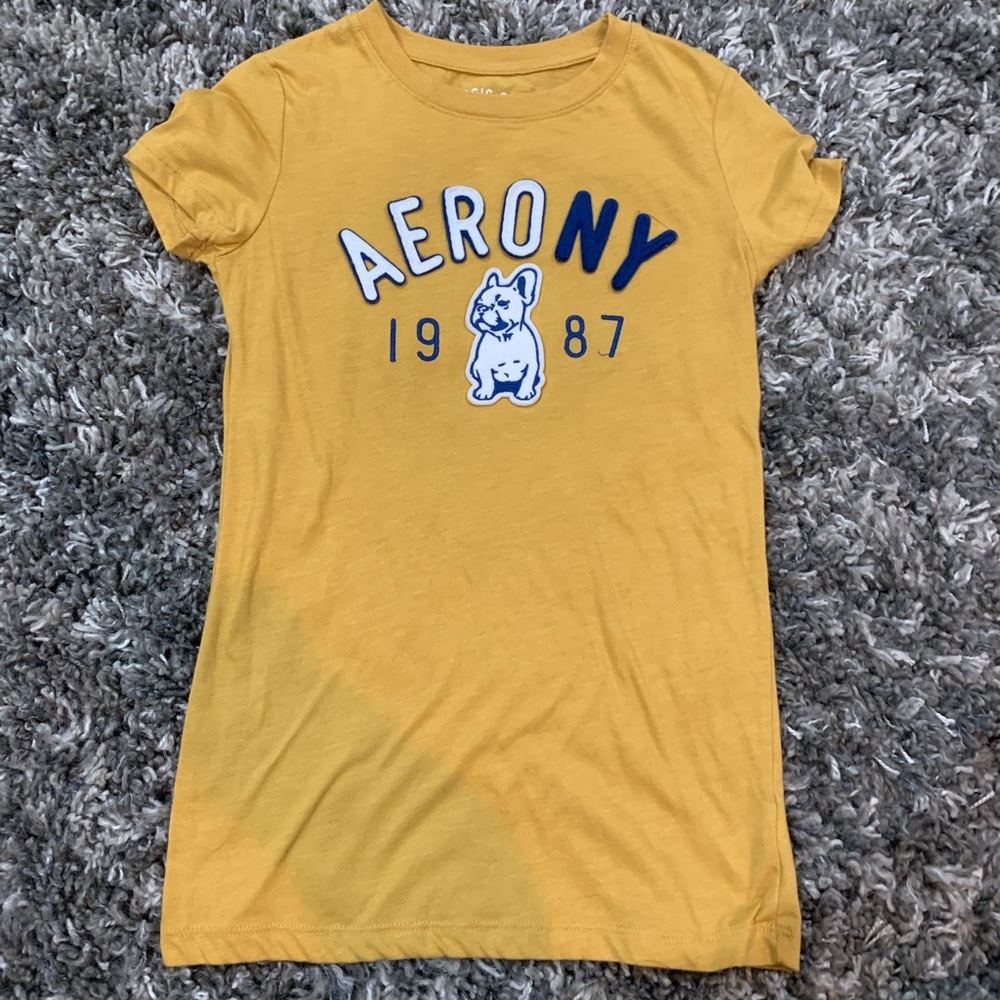 Yellow t-shirt